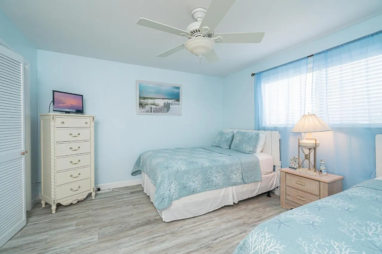 Cozy Beach Oasis 2 Bdrm Condo In 德斯廷