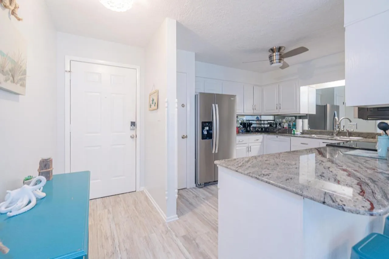 Cozy Beach Oasis 2 Bdrm Condo In 德斯廷 公寓